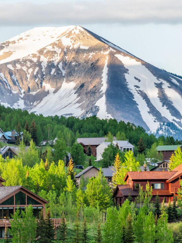 Escape to These Beautiful Mountain Towns in Colorado