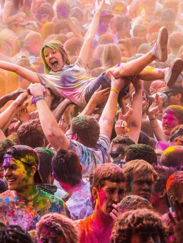 10 Places to Celebrate Holi in India 2025